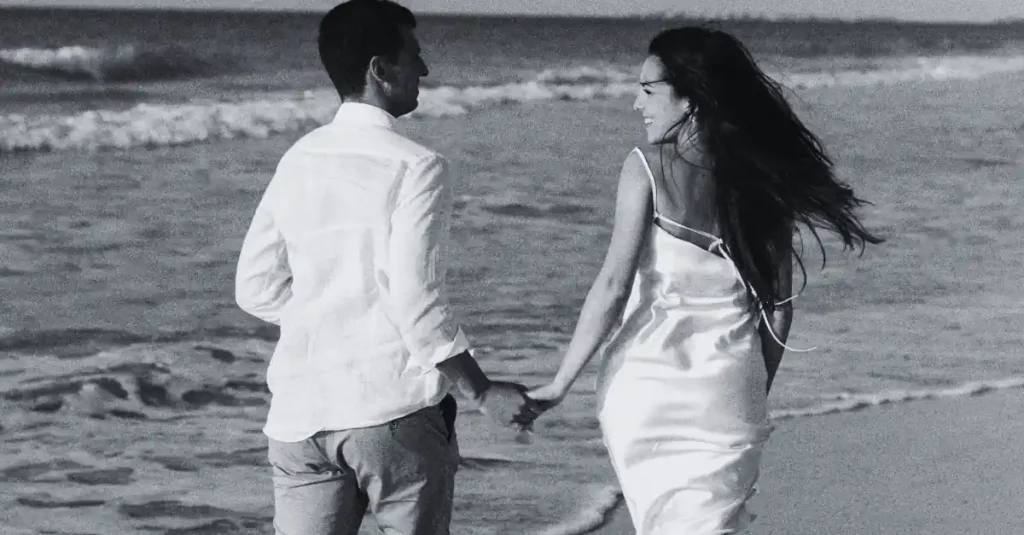 6 Reasons Why A Man Falls In Love, According To Researchers