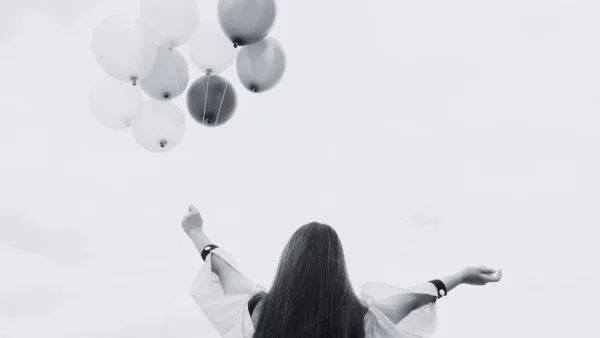 4 Powerful Ways To Cheer Up, According To Neuroscience