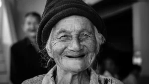 8 Things Happy People Do Differently But Never Talk About