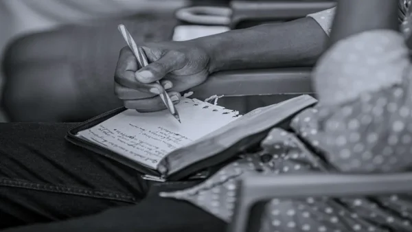 What Your Handwriting Says About The Way You Fall In Love