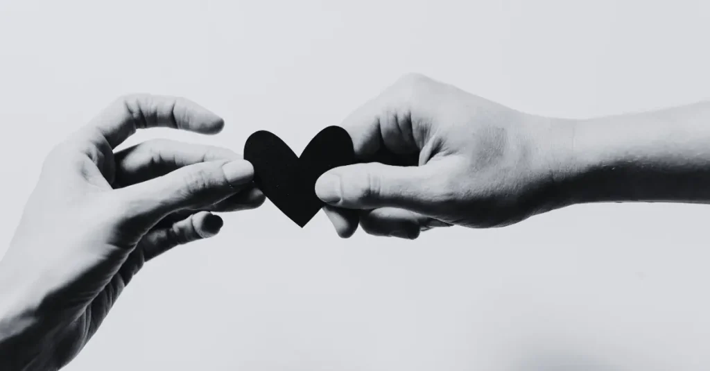 7 Things Happy Couples Rarely (Almost Never) Do